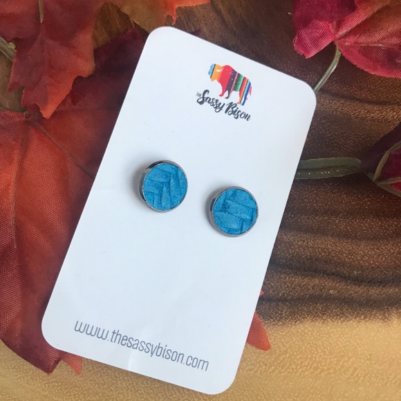 The Sassy Bison Leather Woven Earrings NWT! - Picture 1 of 2